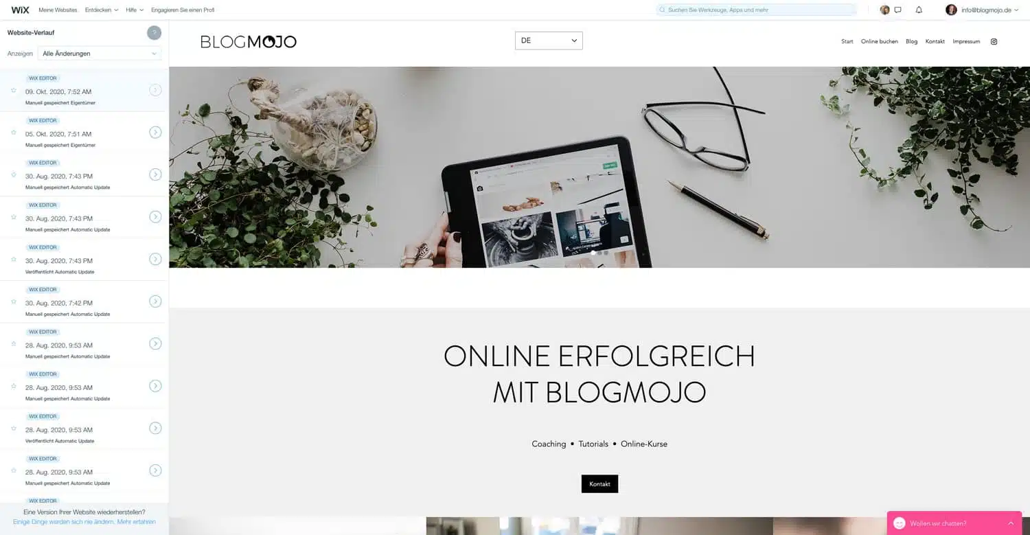 Wix stellt dir übersichtlich den Verlauf deiner Website dar. Du kannst einfach und schnell frühere Versionen wiederherstellen